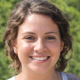 Daniela R.